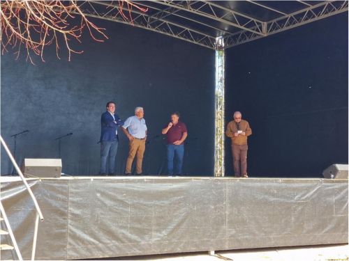Descentralização Cultural - "há folclore na Freguesia..."
